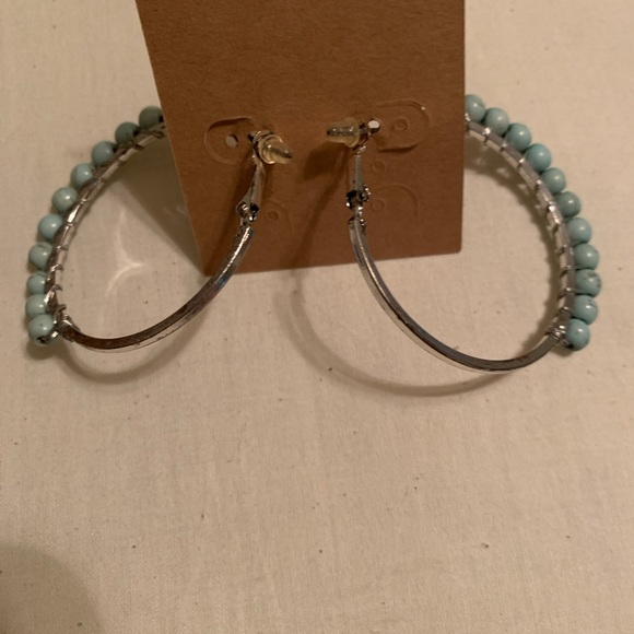 Plunder Hoop Earringa - Picture 3 of 6